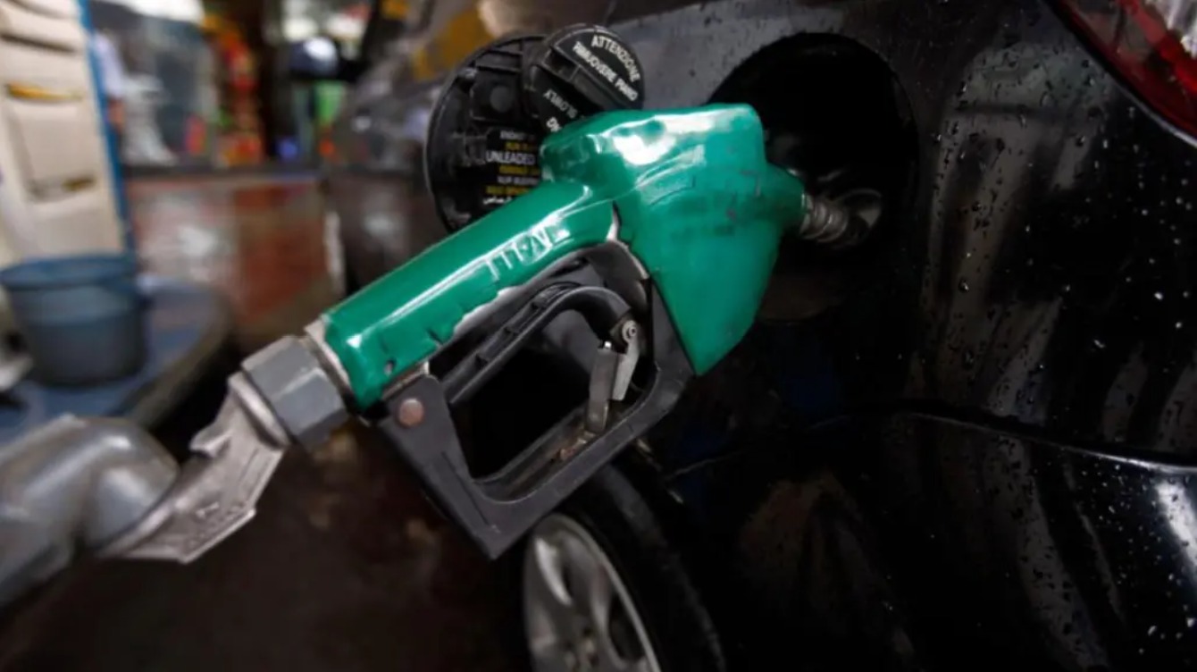 No fuel price hike for consumers; govt assures after hiking excise duty by Rs 2