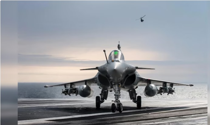 India, France sign ₹63,000 cr deal to procure 26 Rafale Marine jets