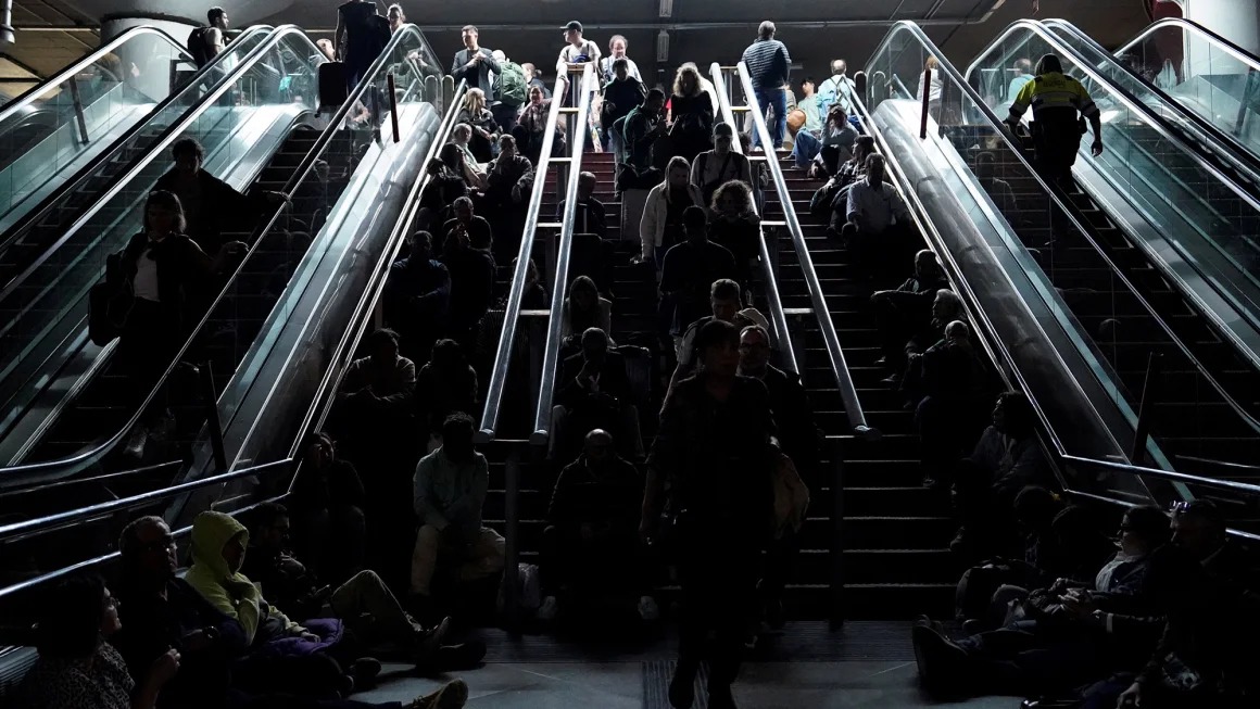 A day without power: What 12 hours of darkness looked like in Spain and Portugal