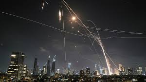 Map of India highlighting newly discovered rare mineral zones, with comparison to Guyana