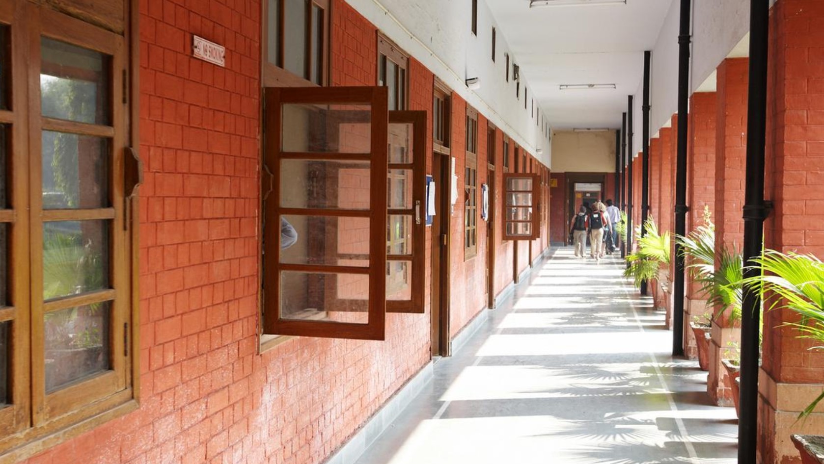 Students applying for Delhi University undergraduate admissions on CSAS portal