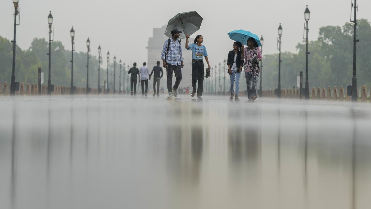 Heavy rain and waterlogged streets in Delhi-NCR with vehicles struggling to move