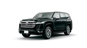 Toyota Land Cruiser Hybrid 2025 model front and side view