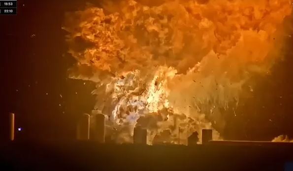 "SpaceX Starship explodes mid-air during test flight at Texas launch site on June 19, 2025"