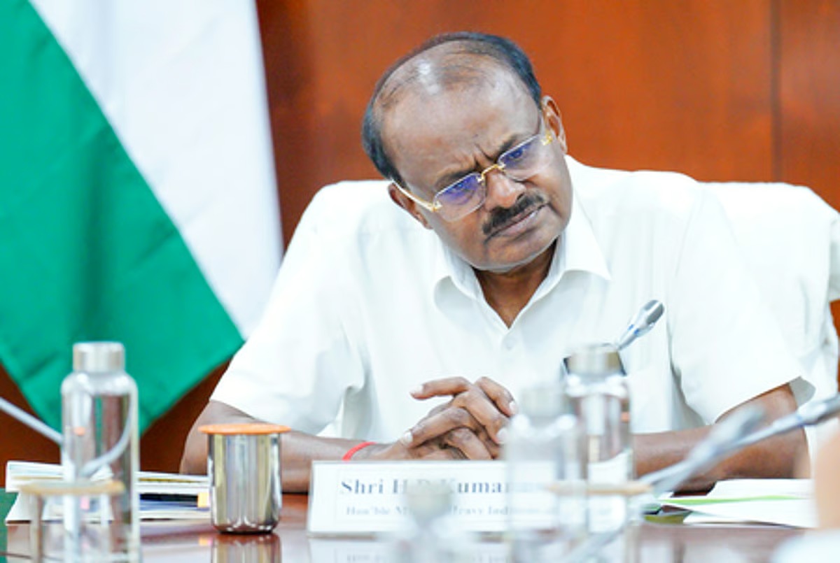 H.D. Kumaraswamy at a press conference following the Karnataka High Court's stay order