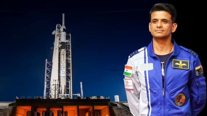 Axiom-4 crew with Shubhanshu Shukla in spacesuit ahead of delayed ISS mission