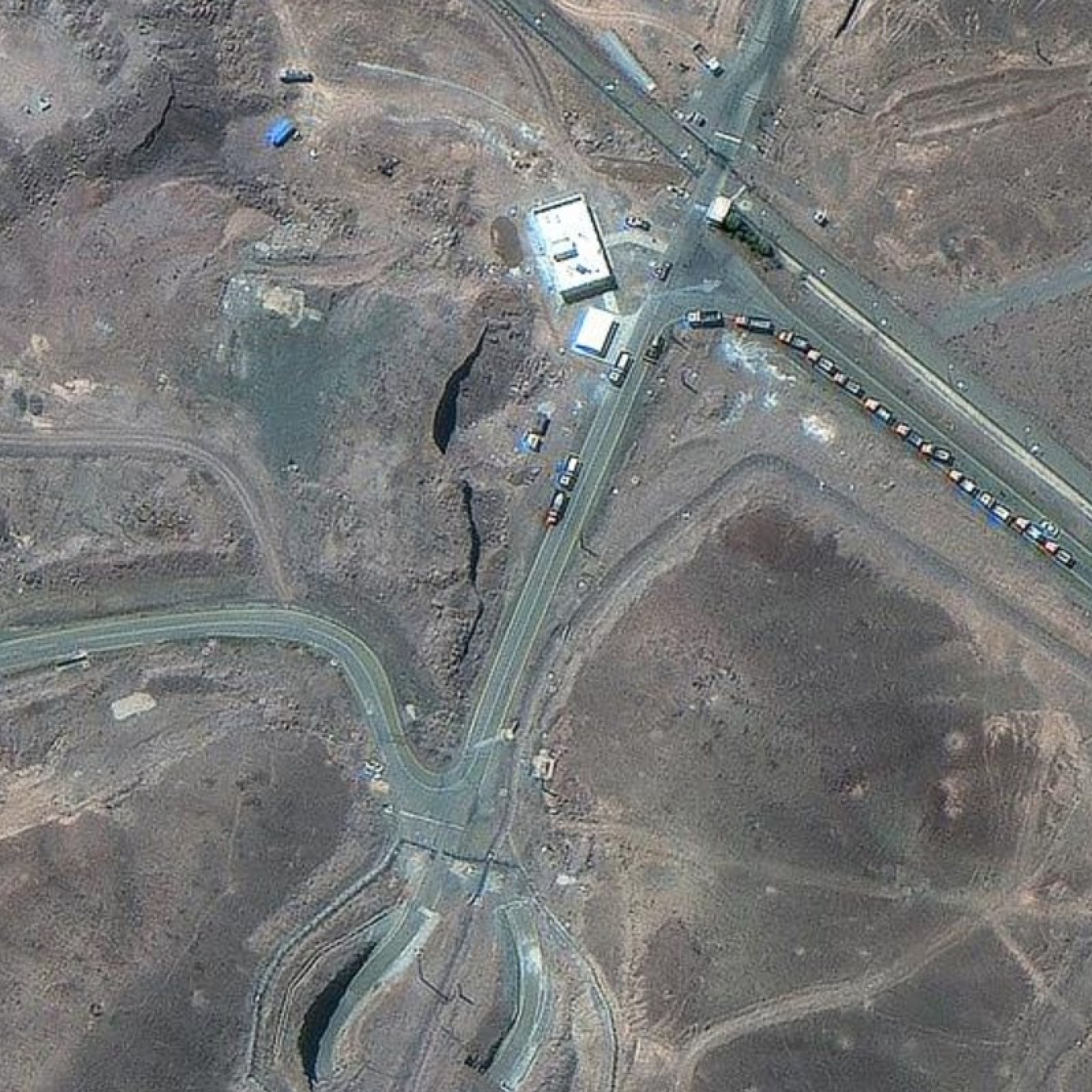 Satellite image showing unusual activity at Iran's Fordow nuclear site