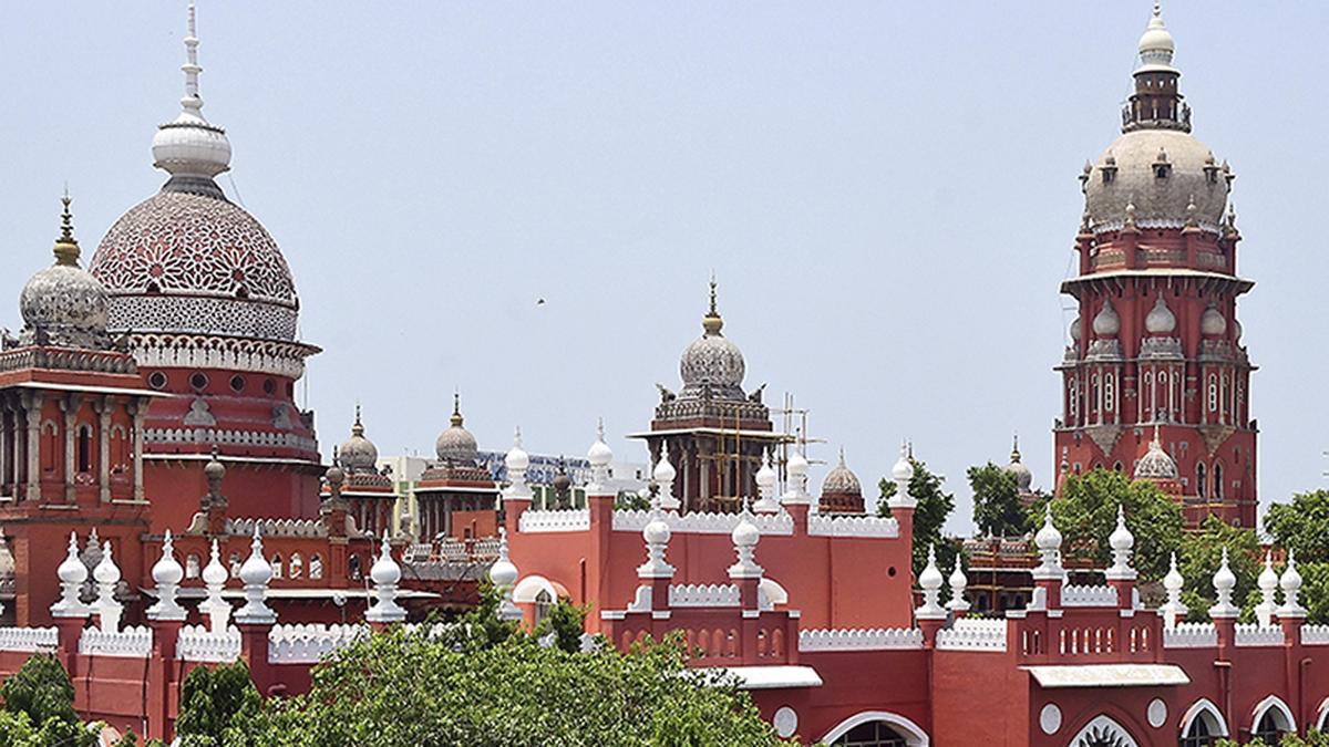 Exterior view of Madras High Court where criminal and disciplinary proceedings were ordered against a lawyer