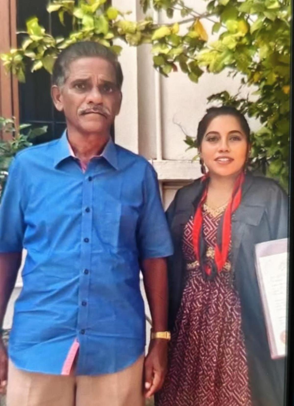 Wrecked car at accident site in Chennai involving drunk taxi driver