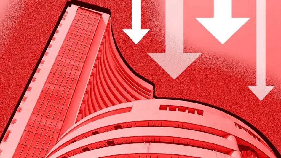Chart depicting YES Bank's stock performance over the past year, highlighting the recent downtrend.
