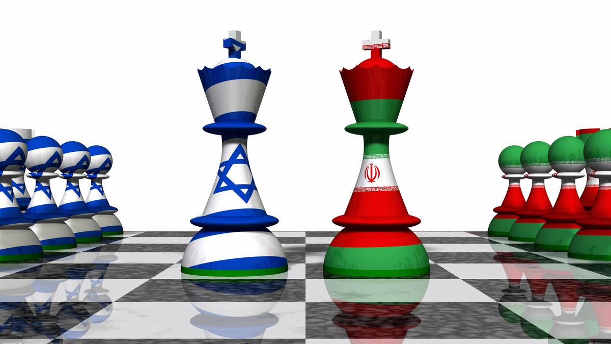 Map showing Israel and Iran with ceasefire zones and regional security dynamics.