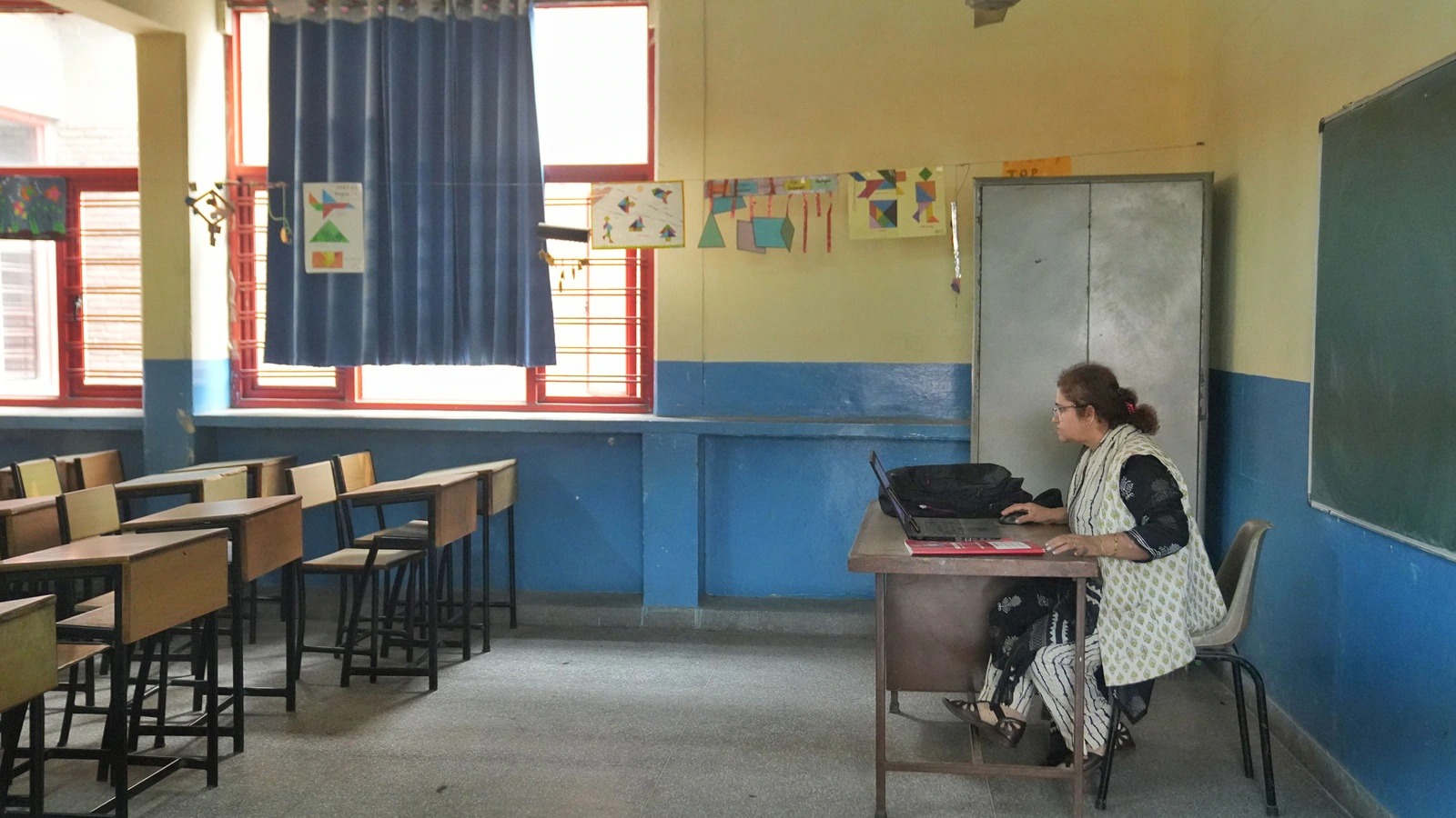 Jharkhand teaching aspirants protest exclusion from recruitment process despite court orders