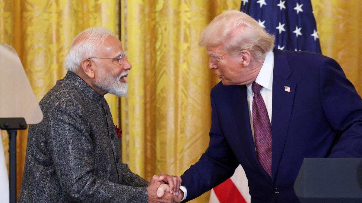 U.S. President Donald Trump and Indian Prime Minister Narendra Modi at a bilateral meeting signaling strong relationship and upcoming trade deal