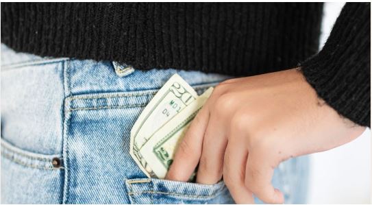 finance-writer-top-money-tips-everyone-should-know