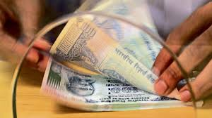 Vizzve Financials building with growth chart showing flat loan and deposit trend