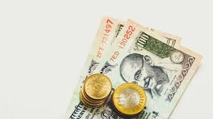 A side-by-side comparison of digital personal loans and traditional loans on a mobile and desk.