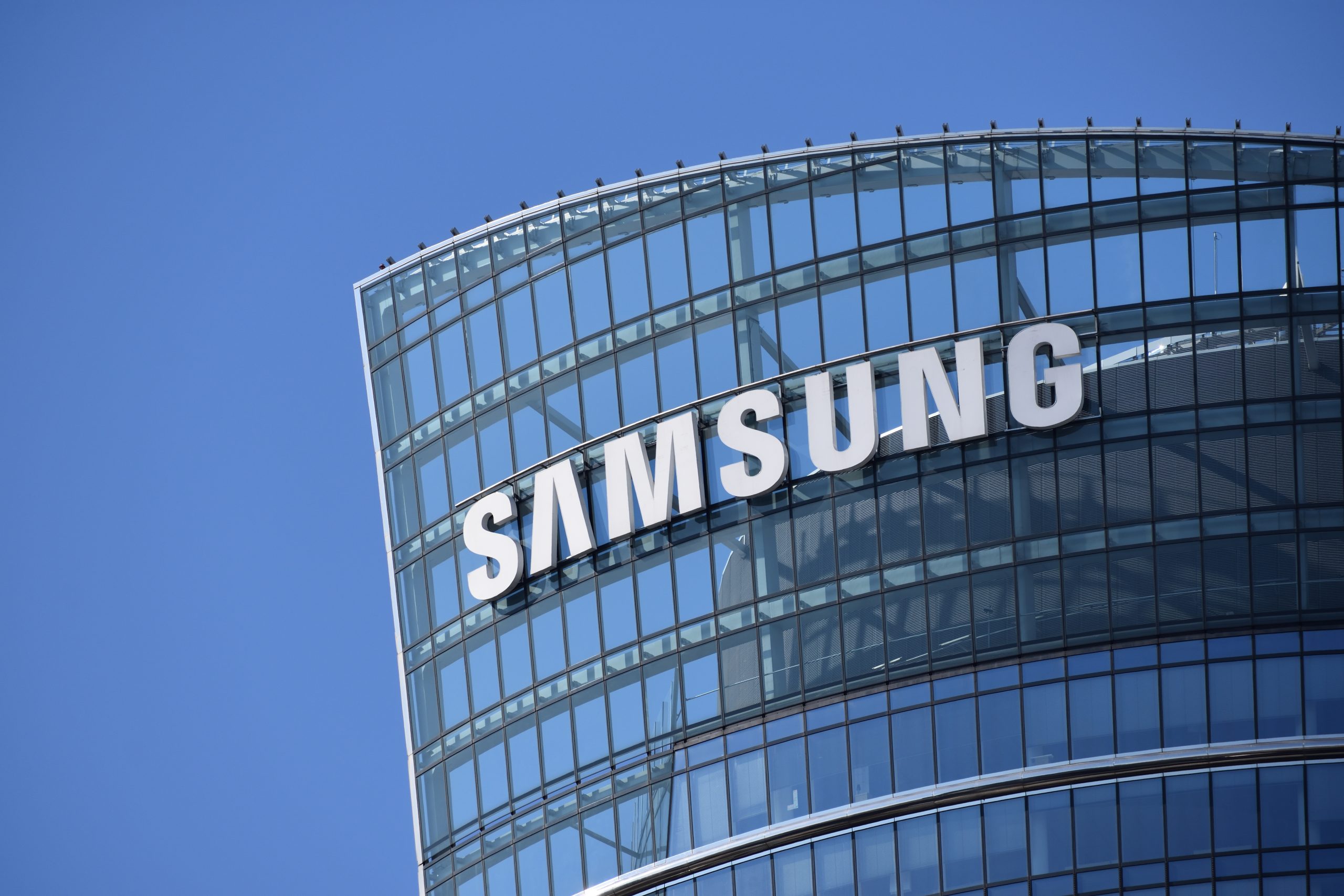 Samsung plans to shift manufacturing to India amid US-China tariff tensions