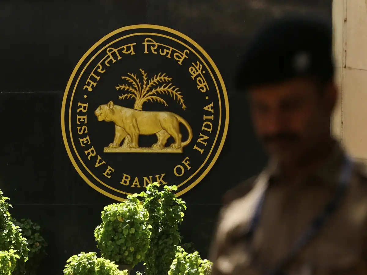 RBI conducts G‑Sec buyback in July 2025 to manage government debt and inject liquidity – Vizzve Finance