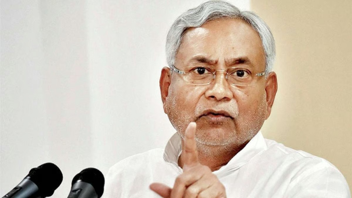 Nitish Kumar speaking at education recruitment event in Bihar