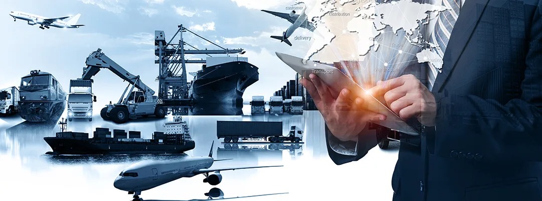 Indian exporter checking goods at a warehouse with shipping containers and a Vizzve Finance logo overlay.