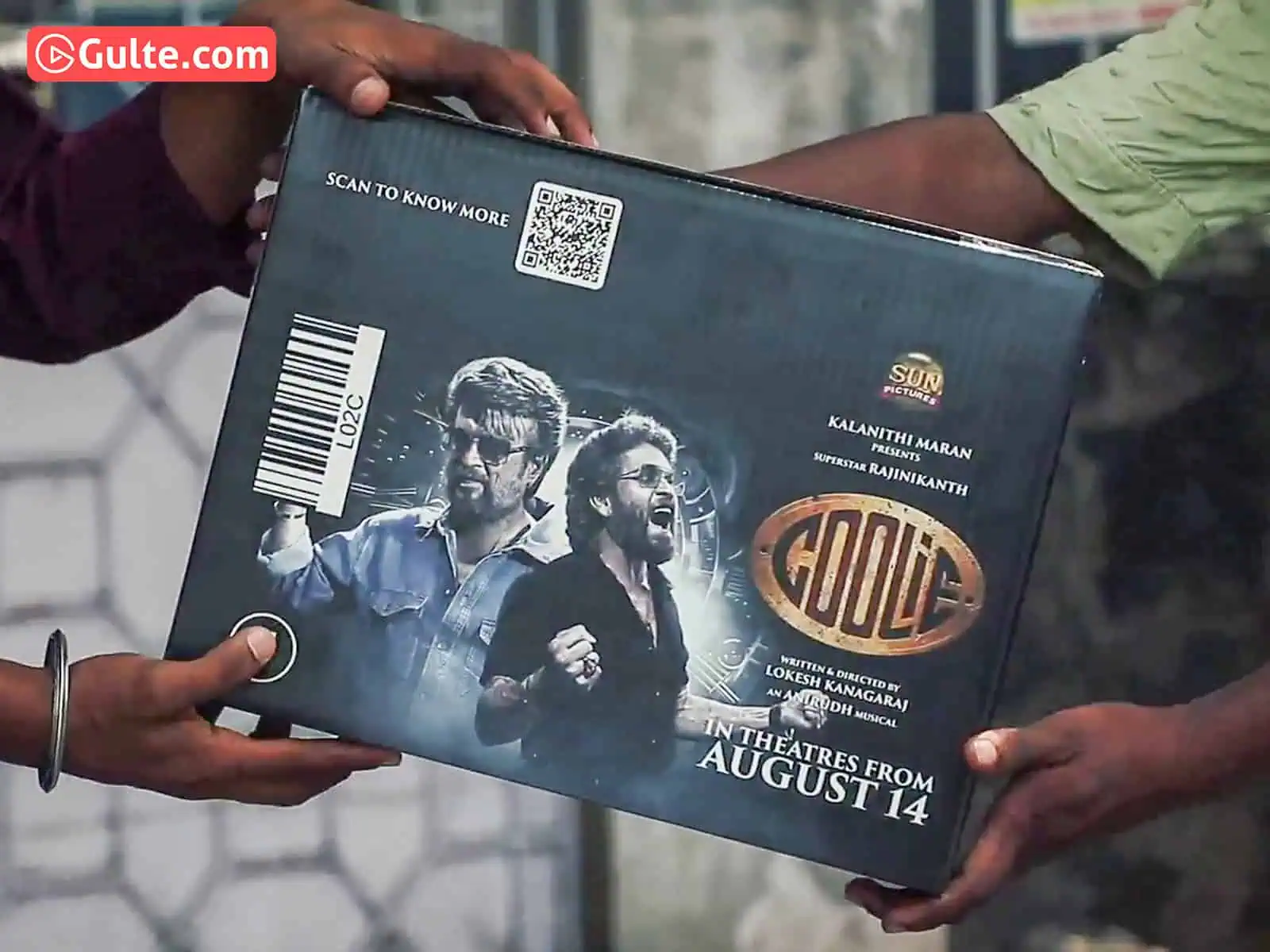 Railway porter helping a passenger with luggage at their doorstep showcasing the innovative ‘Coolie at Your Doorstep’ service