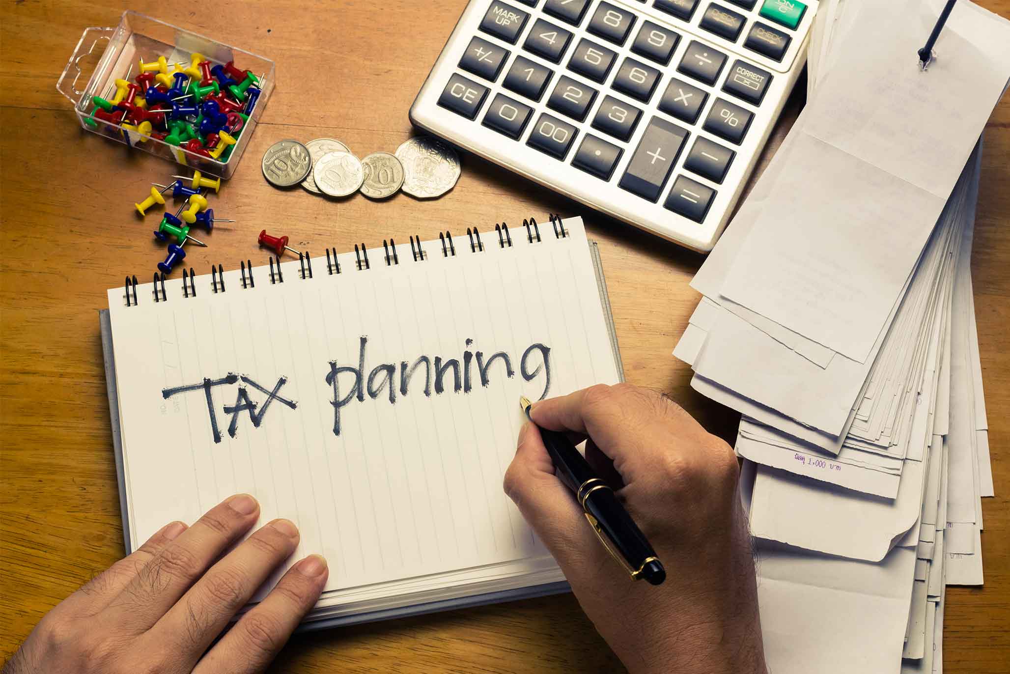 Smart tax planning tips for salaried employees by Vizzve Financials