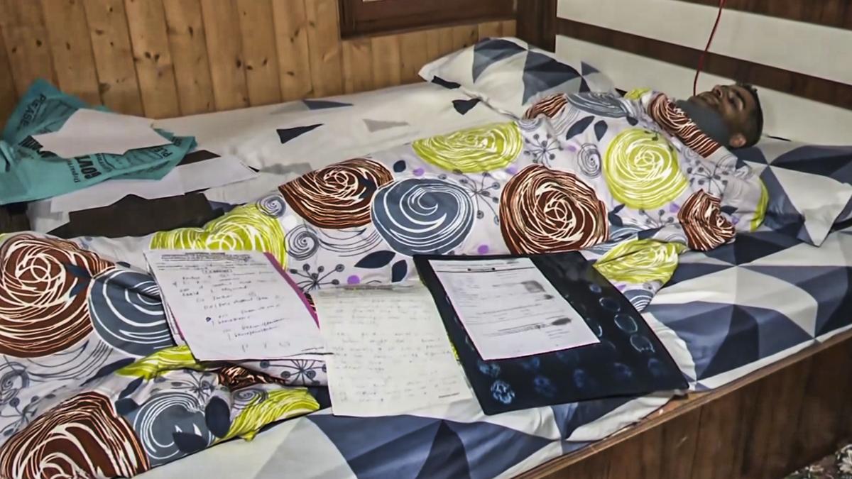 SpiceJet ground staff injured after assault by Army officer at Srinagar Airport amid baggage fee dispute