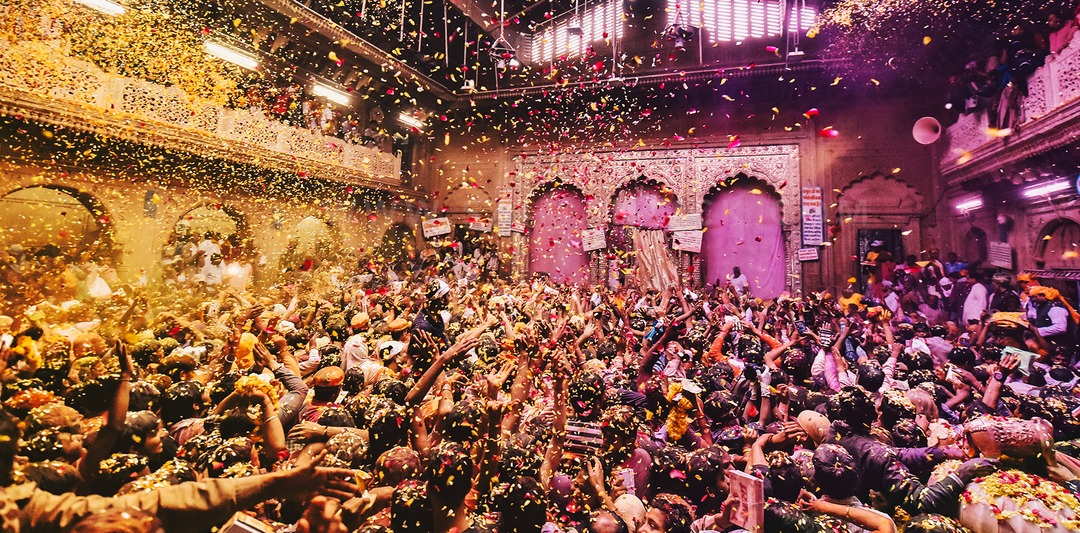 Banke Bihari Temple entrance with crowd during aarti in Vrindavan, UP
