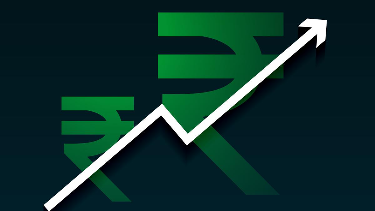 Graph showing Tamil Nadu’s economic growth surging to double digits in 2024-25, highlighting key sectors contributing to the state’s GDP increase