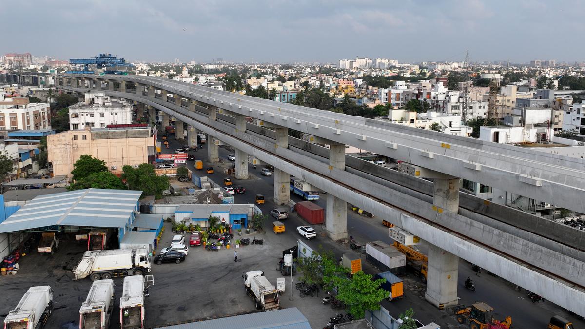 Elevated viaduct and double-decker metro rail construction between Porur and Power House stations in Chennai nearing completion in 2025