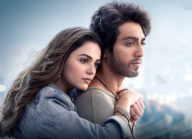 ‘Saiyaara’ movie poster alongside ‘Bajrangi Bhaijaan’ poster in box office race