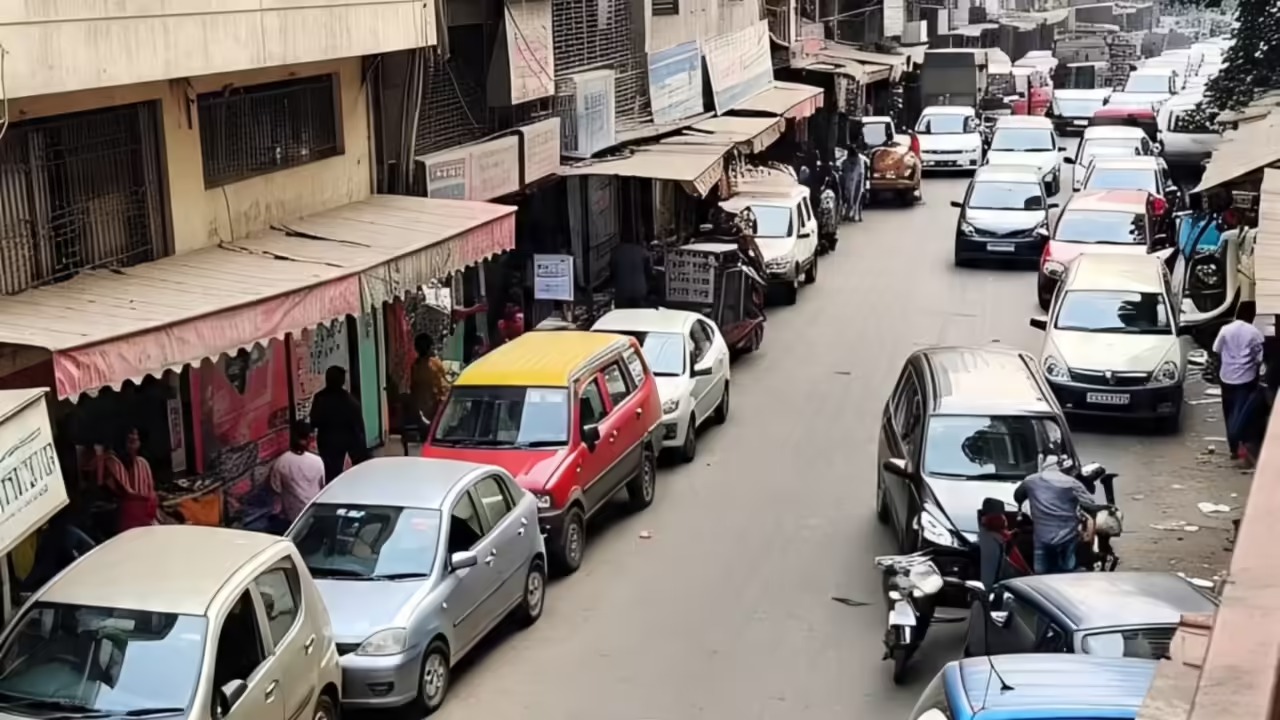 Supreme Court of India orders no coercive action on overaged vehicles during review hearing