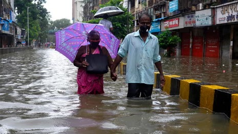 Mumbai streets flooded during intense monsoon rains