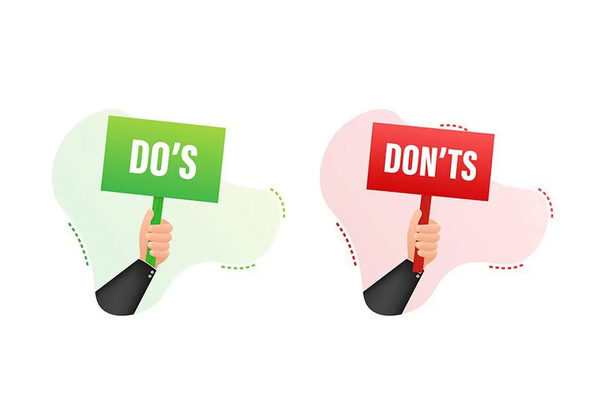 Young professional managing multiple instant loans on smartphone with Vizzve Finance app.