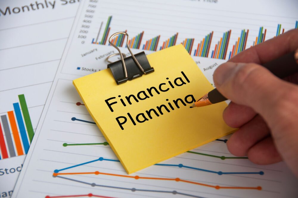 Free financial planning tools everyone should use in 2025 – budgeting, savings, and investment apps in India