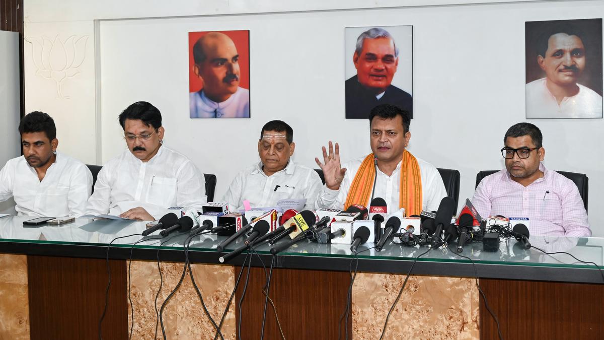 NDA leaders addressing press conference in Bihar