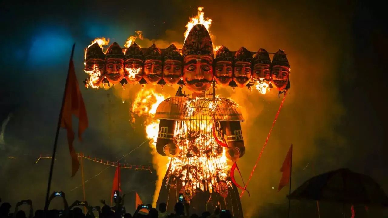 Dussehra celebrations with Ravana effigy burning