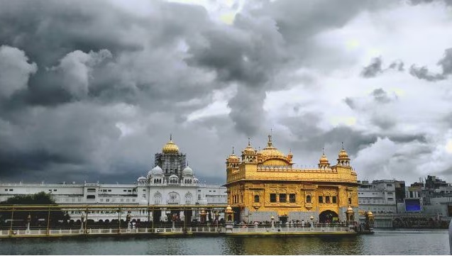 Fresh PIL flags illegal constructions near Golden Temple Amritsar