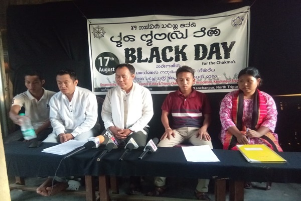 Black-flag protest against CPM leader in Tripura