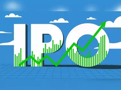 Indian investor analyzing AI IPOs in the U.S.