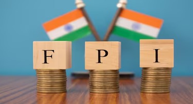 Foreign investors withdrawing funds from India