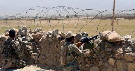 Military personnel and border area depicting clashes between Afghanistan and Pakistan forces