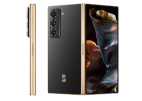 Samsung W26 foldable phone with 8-inch display and 200MP camera – Vizzve Finance analysis”