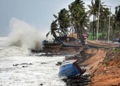 Satellite image showing cyclone approaching Andaman and Nicobar Islands.