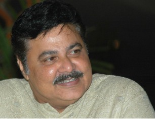 Portrait of Satish Shah, veteran Indian actor known for Sarabhai vs Sarabhai