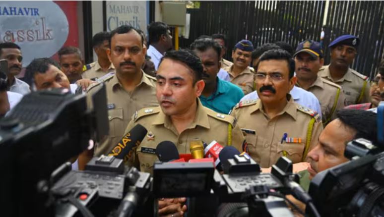 Mumbai Powai hostage rescue operation – Police saving children