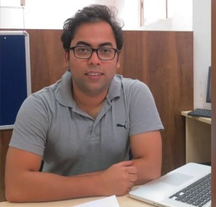 Dr. Dibyendu Das of IISER Kolkata receives the Shanti Swarup Bhatnagar Prize 2025 for his research on life-like systems in chemistry.