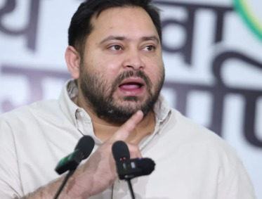 Tejashwi Yadav campaigning in Raghopur during Bihar Elections 2025