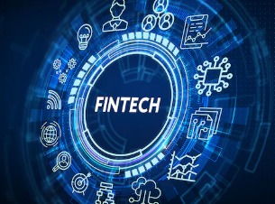 Illustration of digital lending platforms expanding under RBI regulation in India 2025.