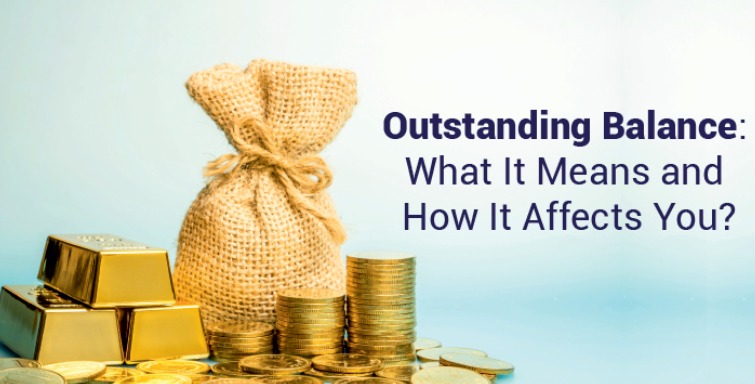 Customer checking outstanding balance of personal loan on Vizzve Finance dashboard